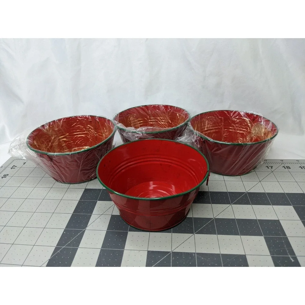 Pacific Rim Metal Pail Bucket Mailbox‎ Planter Decoration Lot
